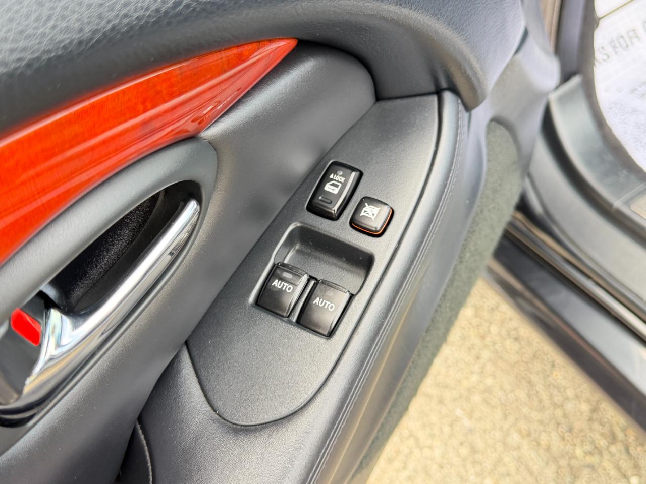 Lexus SC 430 2dr Convertible 2006