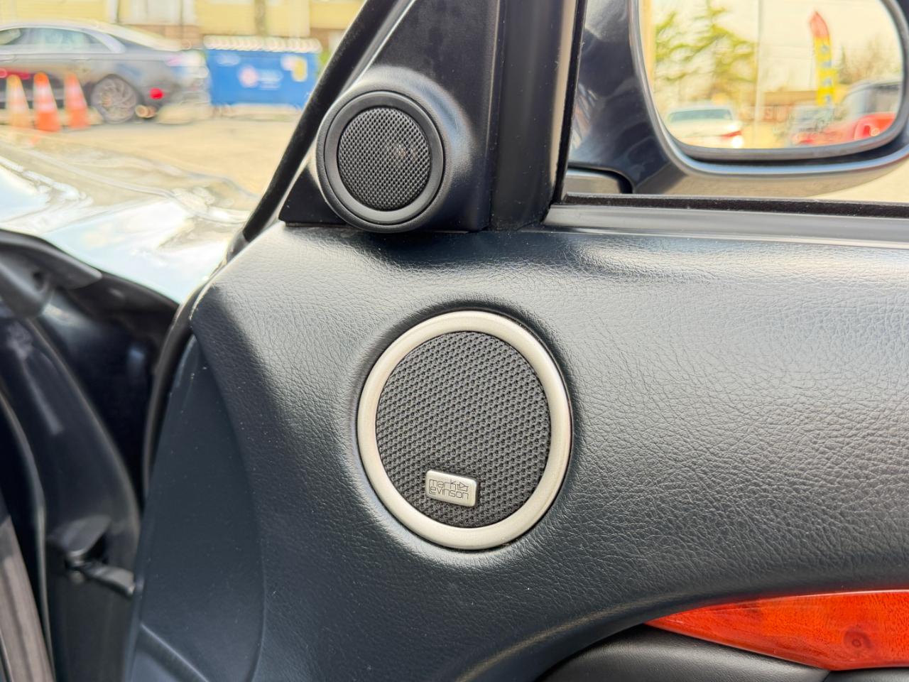 Lexus SC 430 2dr Convertible 2006