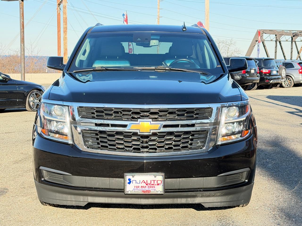 Chevrolet Suburban 4WD 4dr LT 2020