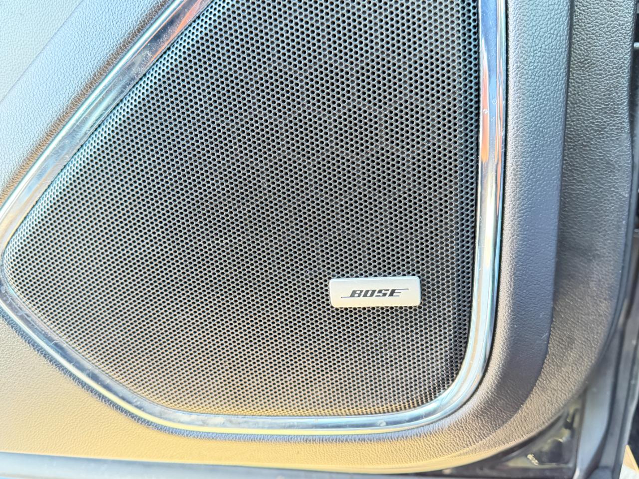 Chevrolet Suburban 4WD 4dr LT 2020