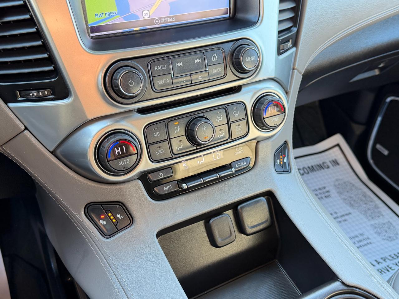 Chevrolet Suburban 4WD 4dr LT 2020