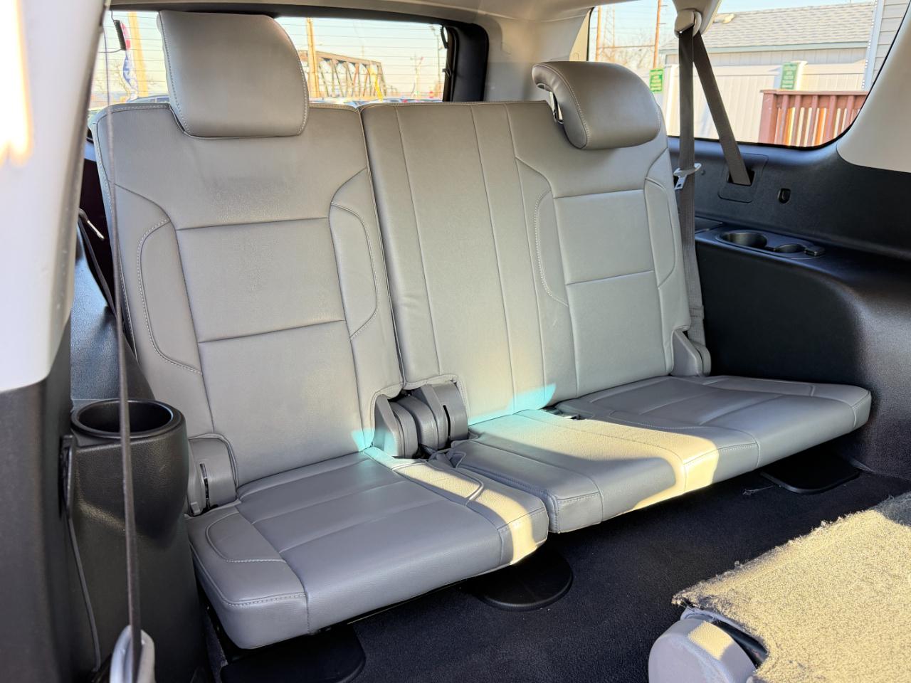 Chevrolet Suburban 4WD 4dr LT 2020