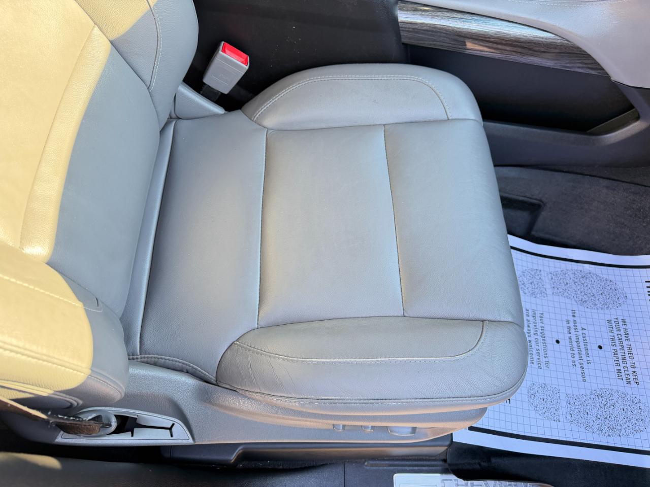 Chevrolet Suburban 4WD 4dr LT 2020