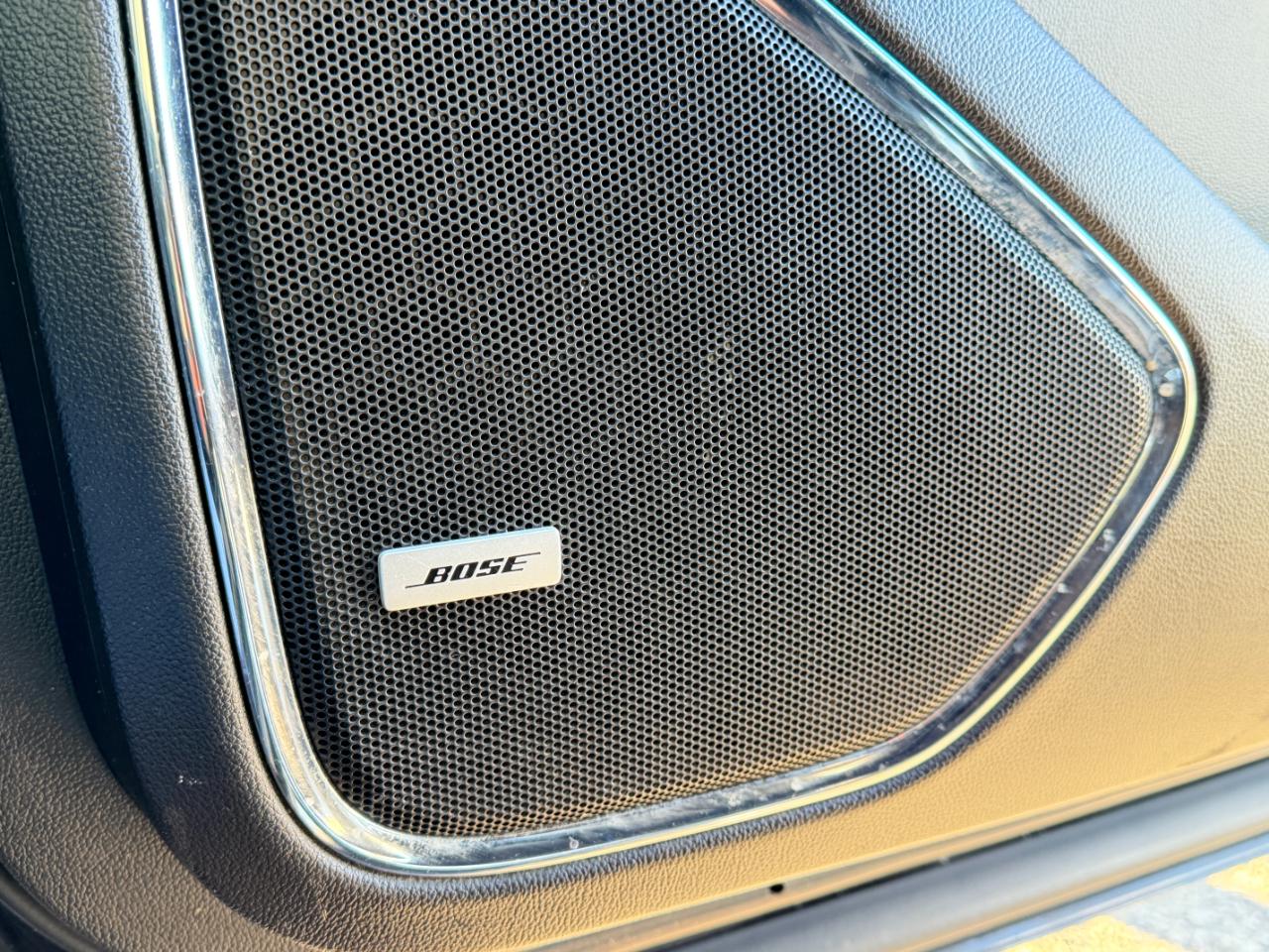 Chevrolet Suburban 4WD 4dr LT 2020