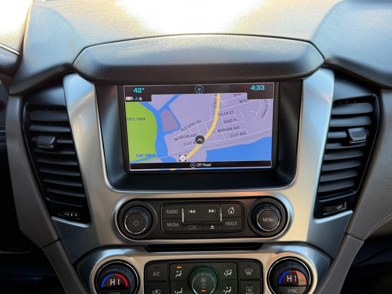 Chevrolet Suburban 4WD 4dr LT 2020