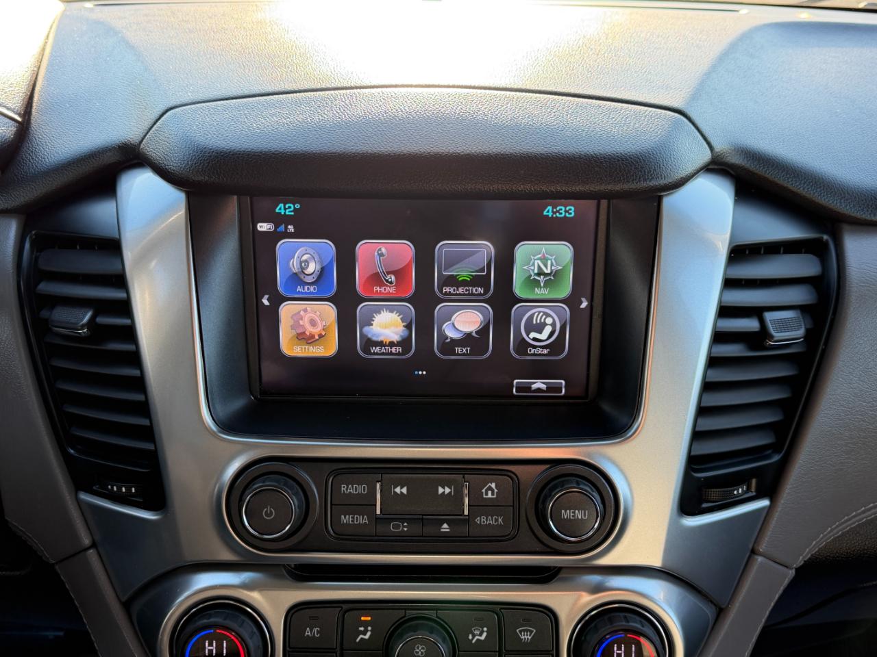 Chevrolet Suburban 4WD 4dr LT 2020