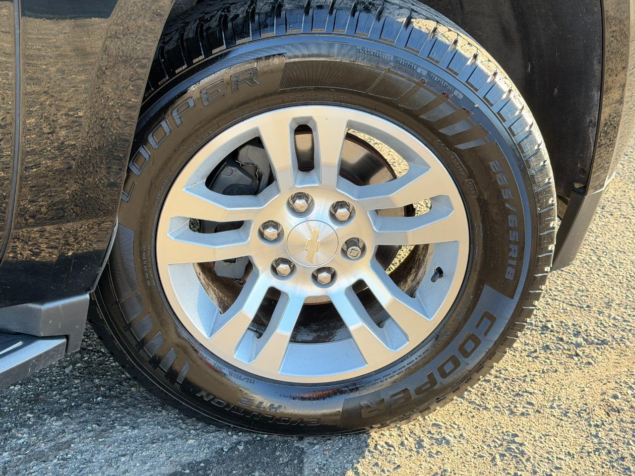 Chevrolet Suburban 4WD 4dr LT 2020