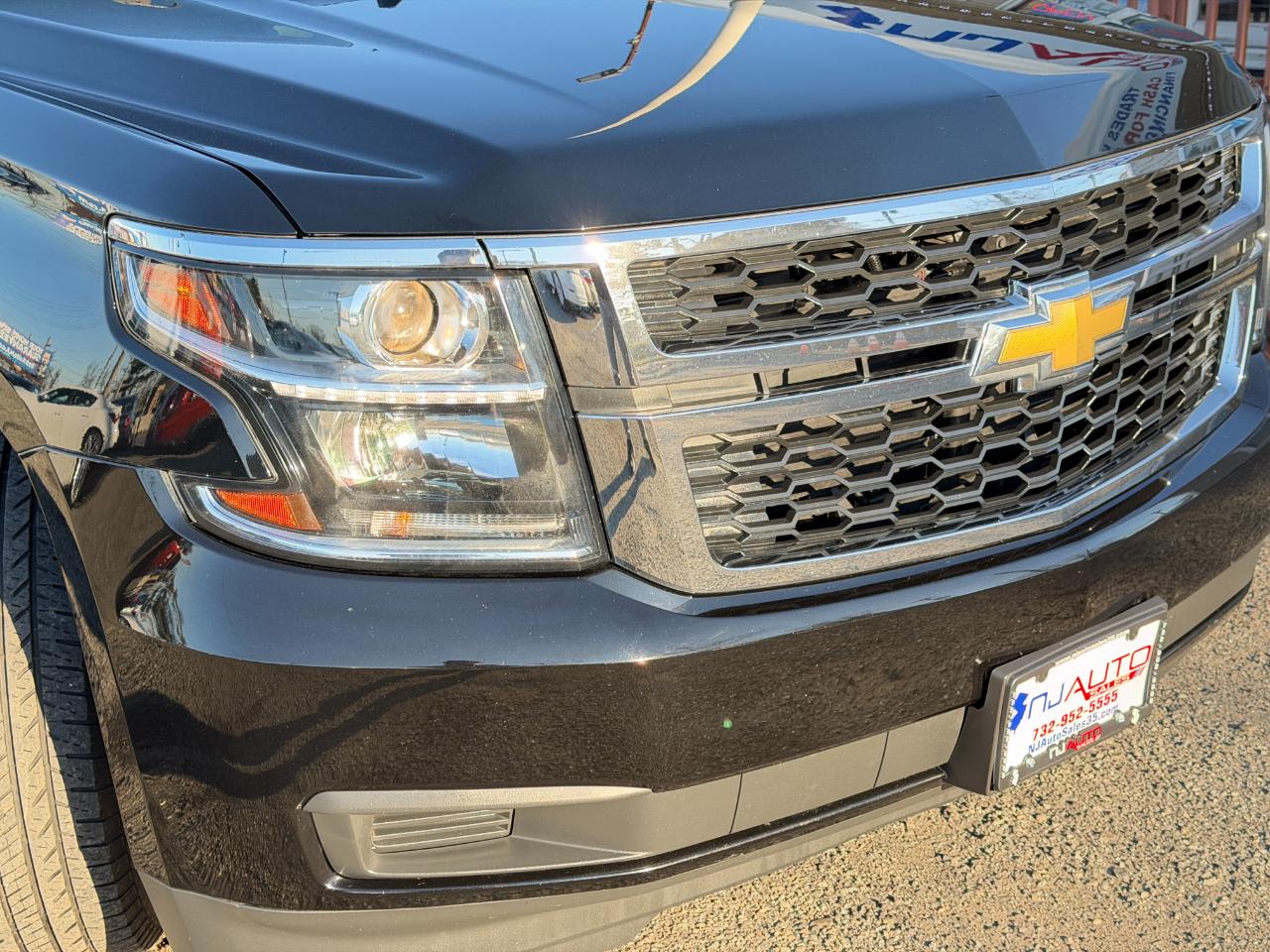 Chevrolet Suburban 4WD 4dr LT 2020