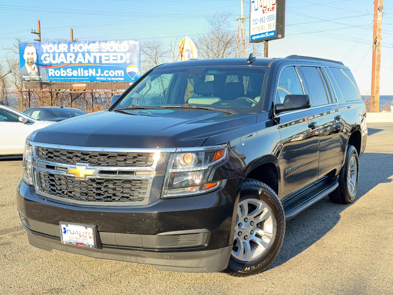 Chevrolet Suburban 4WD 4dr LT 2020