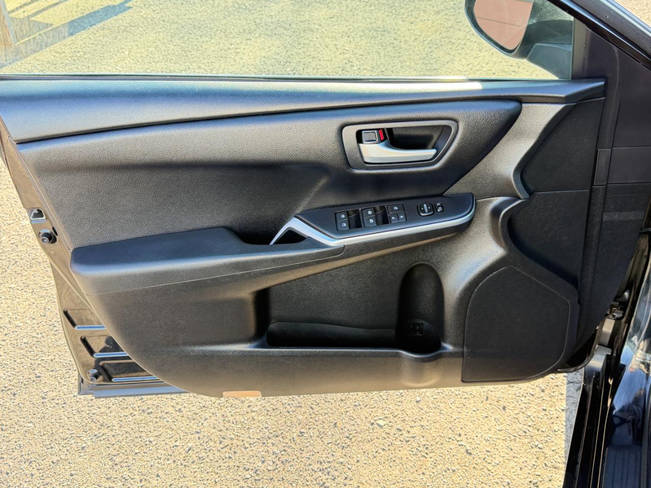 Toyota Camry SE 4D Sedan 2017