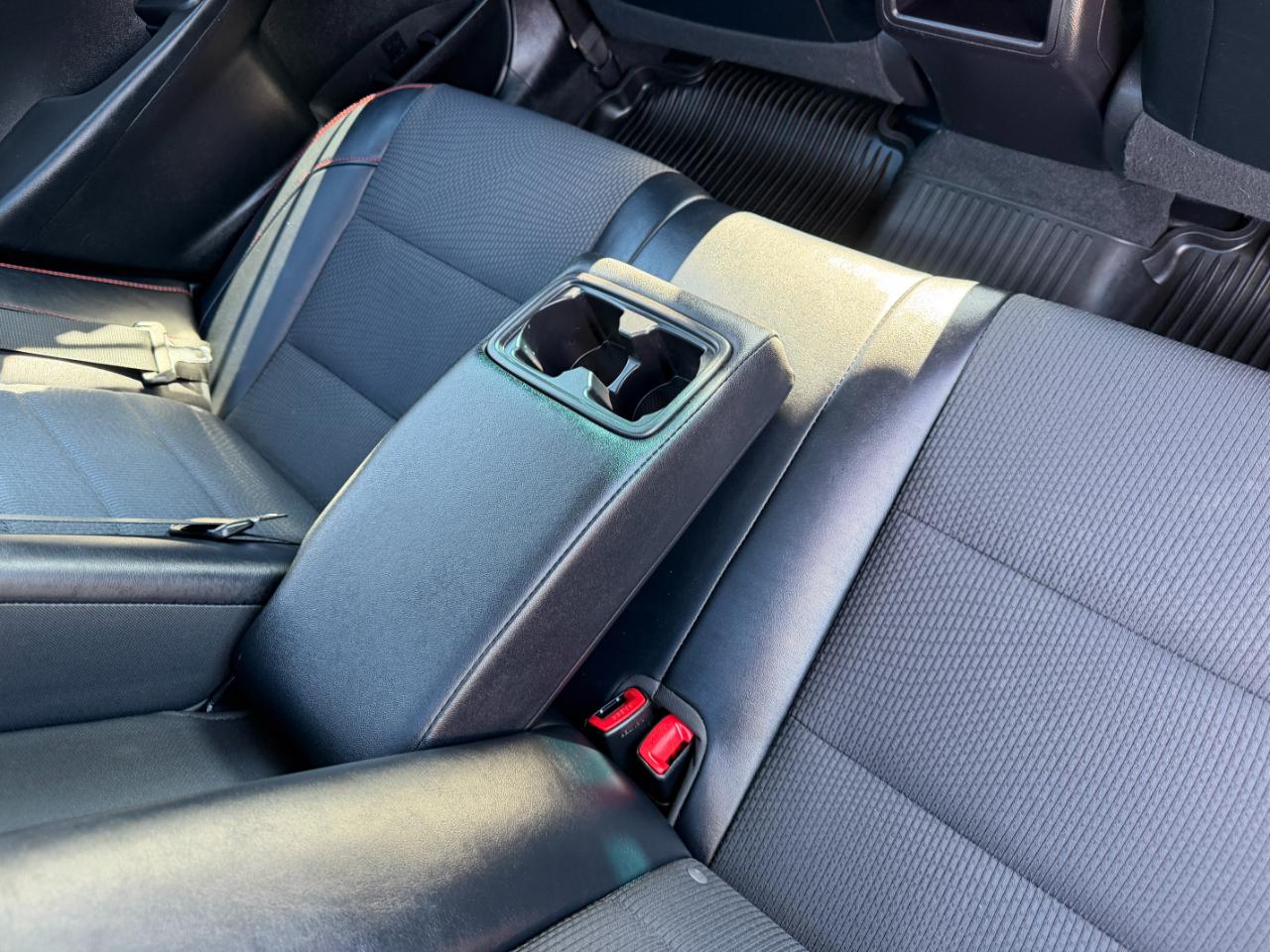 Toyota Camry SE 4D Sedan 2017