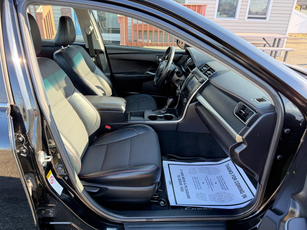 Toyota Camry SE 4D Sedan 2017