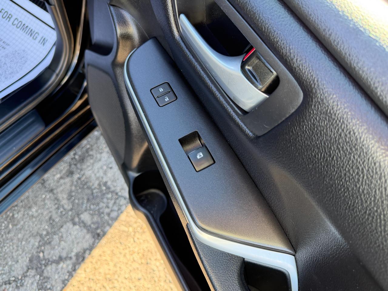 Toyota Camry SE 4D Sedan 2017