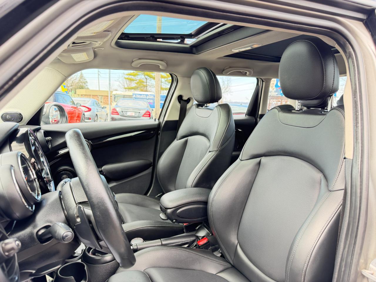 MINI Hardtop 4 Door Cooper S FWD 2019