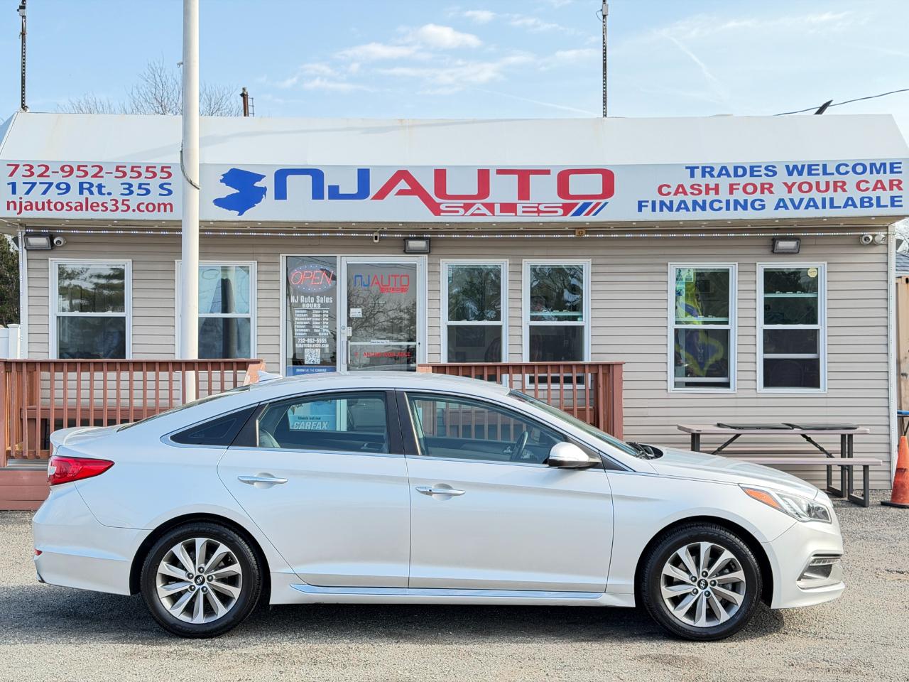 Hyundai Sonata 4dr Sdn 2.4L Sport PZEV 2015