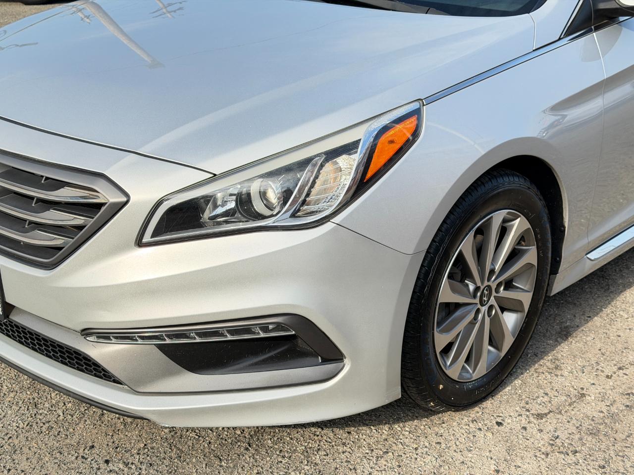 Hyundai Sonata 4dr Sdn 2.4L Sport PZEV 2015