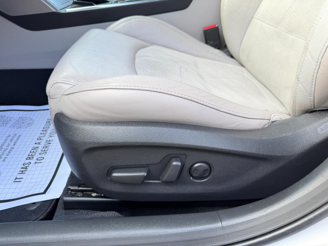 Hyundai Sonata 4dr Sdn 2.4L Sport PZEV 2015
