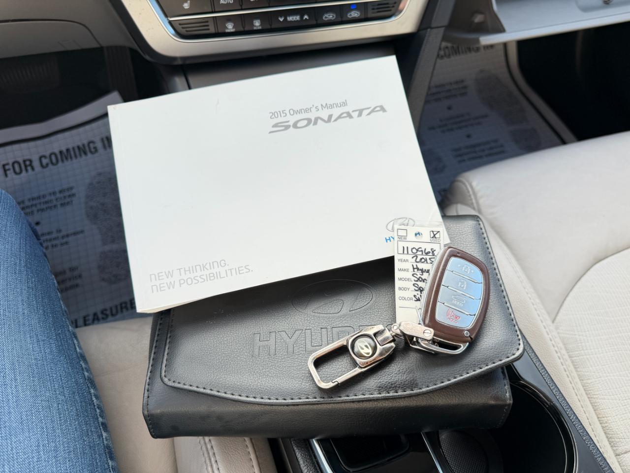 Hyundai Sonata 4dr Sdn 2.4L Sport PZEV 2015