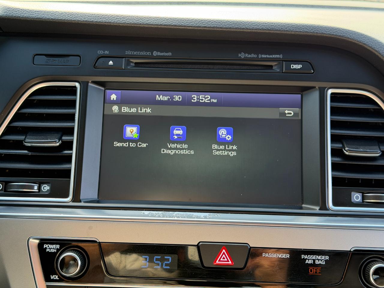 Hyundai Sonata 4dr Sdn 2.4L Sport PZEV 2015