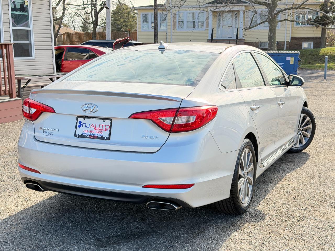 Hyundai Sonata 4dr Sdn 2.4L Sport PZEV 2015
