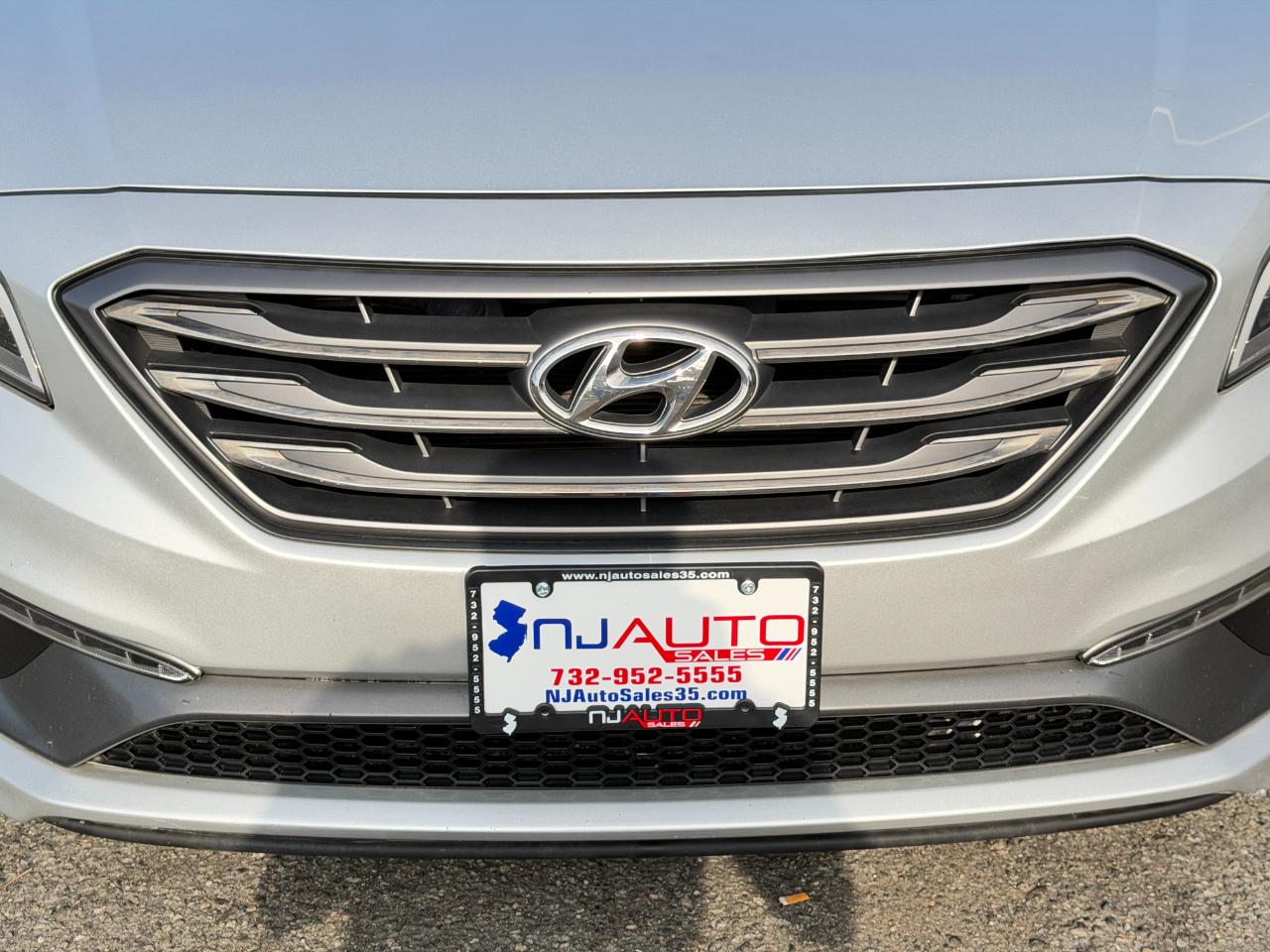 Hyundai Sonata 4dr Sdn 2.4L Sport PZEV 2015