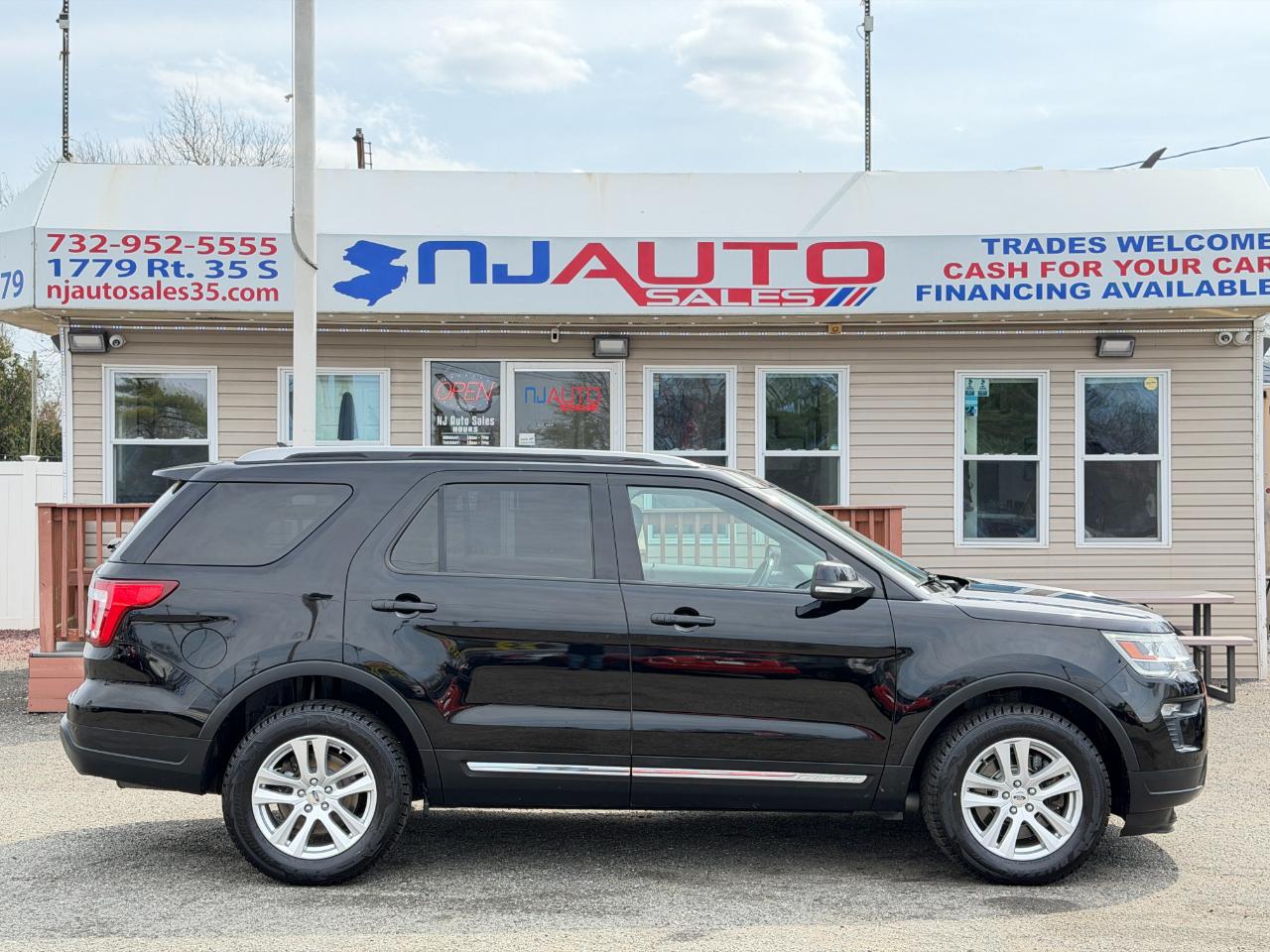 Ford Explorer XLT 4WD 2018