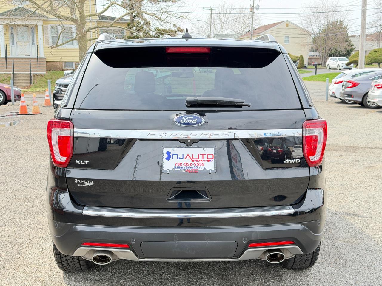 Ford Explorer XLT 4WD 2018