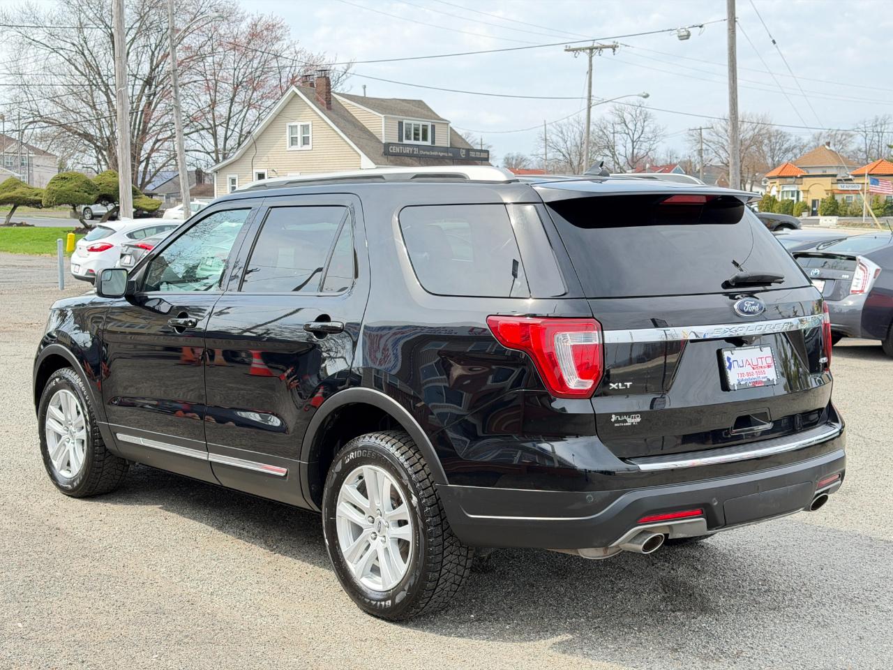 Ford Explorer XLT 4WD 2018