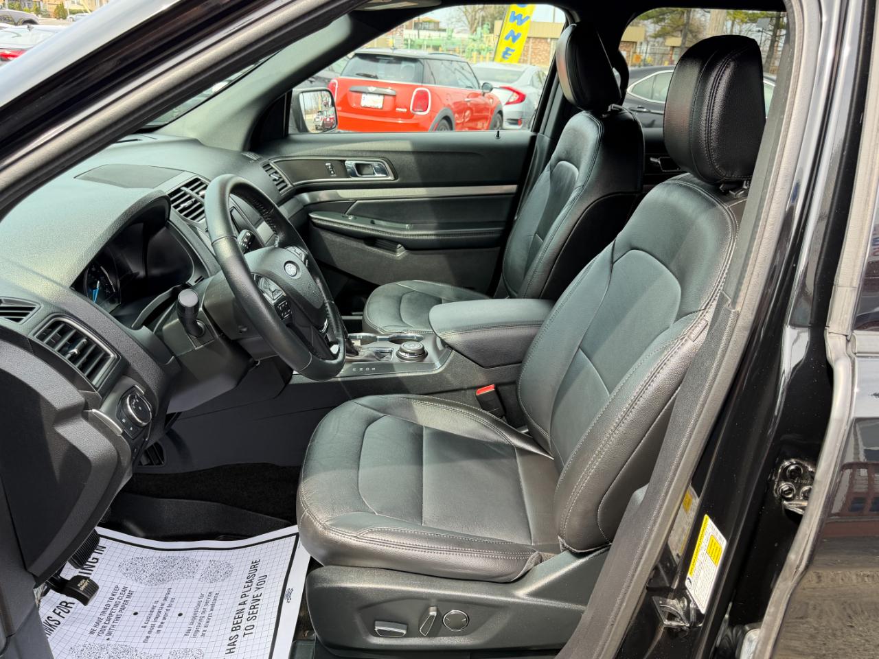 Ford Explorer XLT 4WD 2018