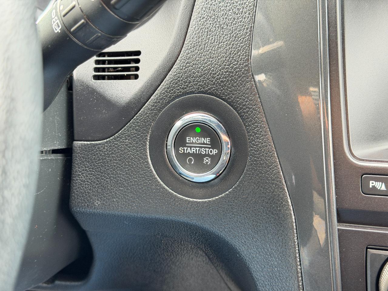 Ford Explorer XLT 4WD 2018