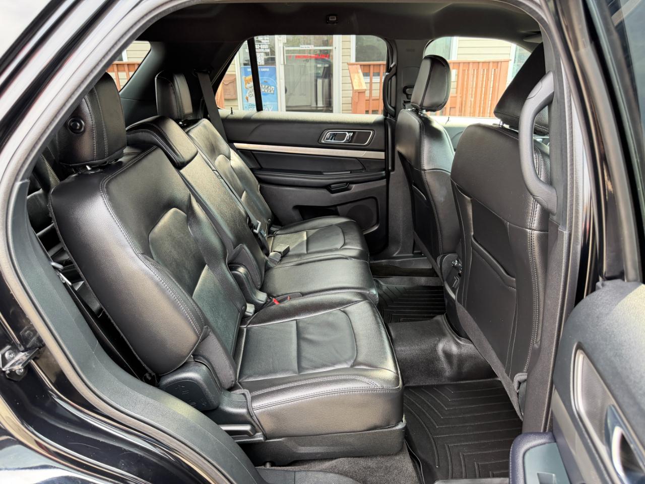 Ford Explorer XLT 4WD 2018
