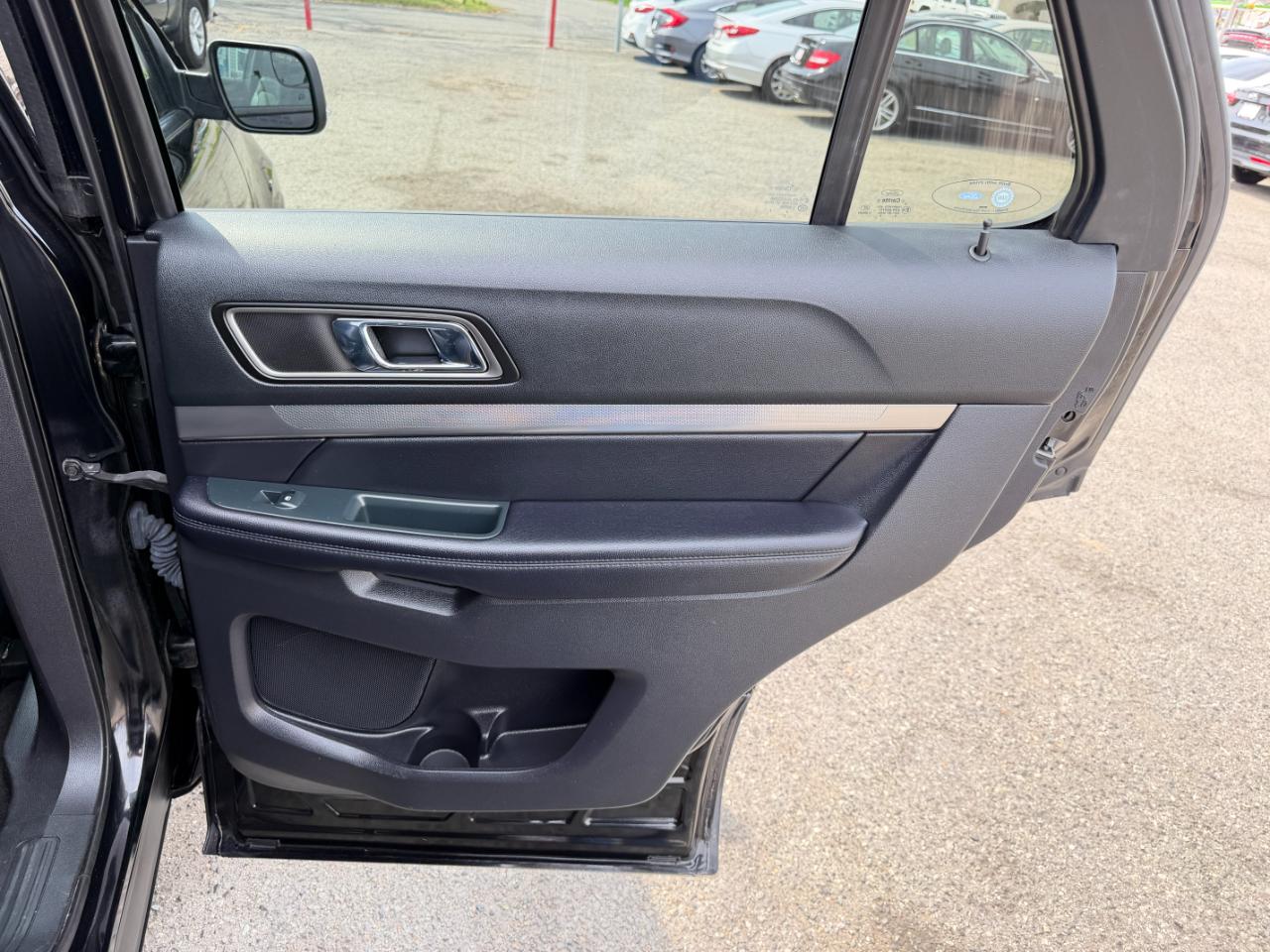 Ford Explorer XLT 4WD 2018