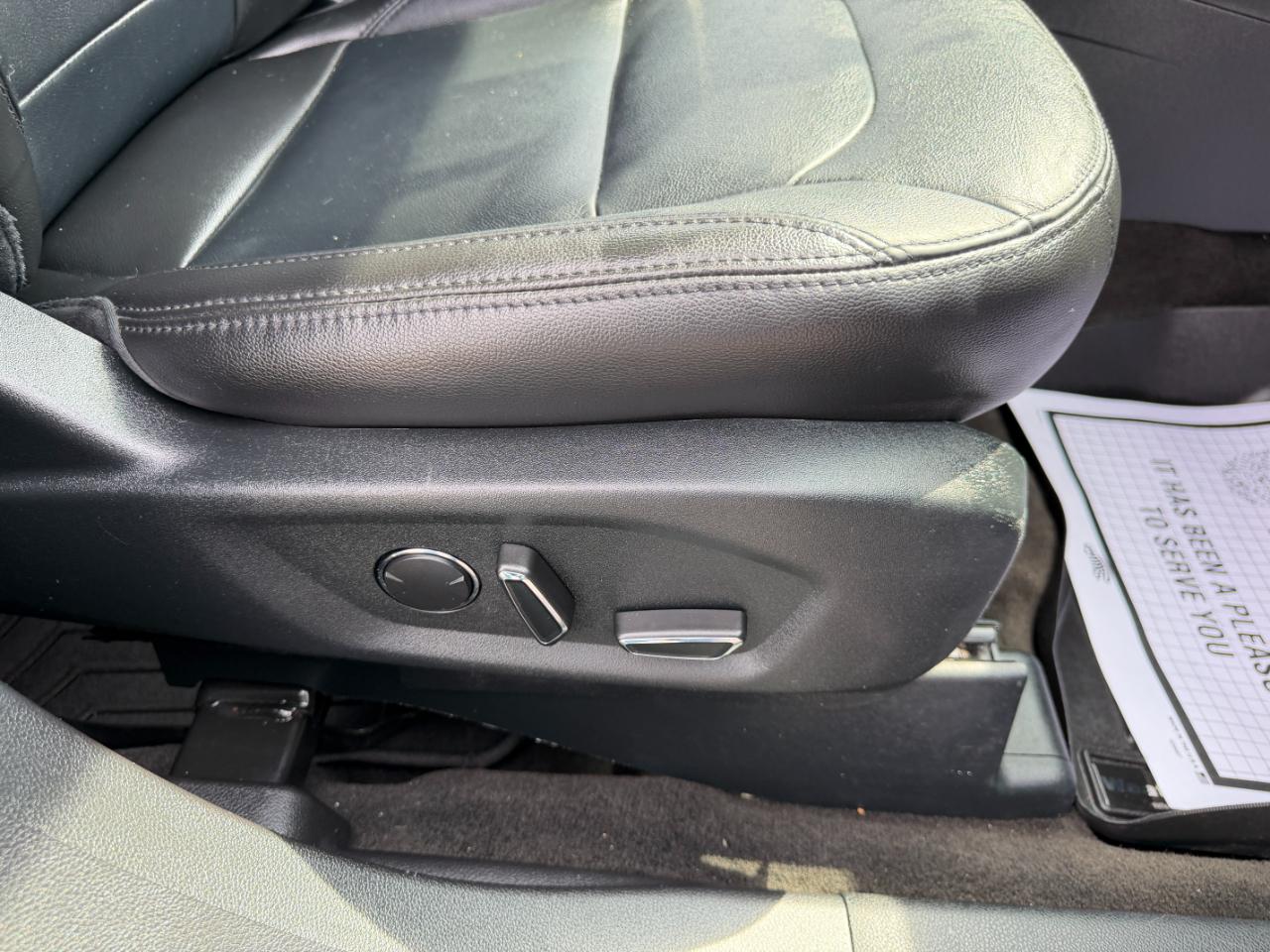 Ford Explorer XLT 4WD 2018