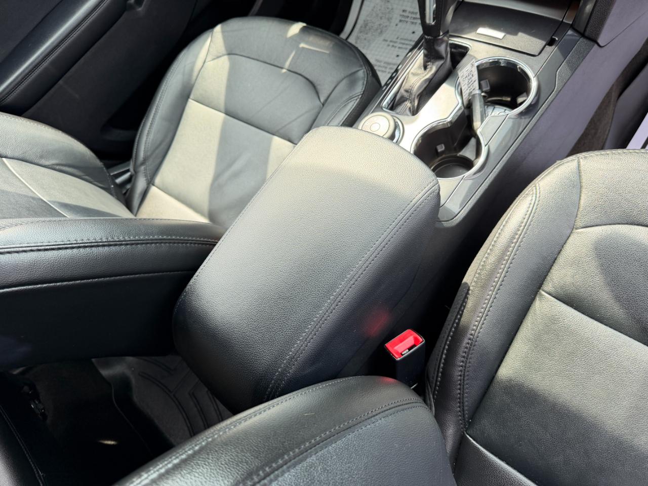 Ford Explorer XLT 4WD 2018