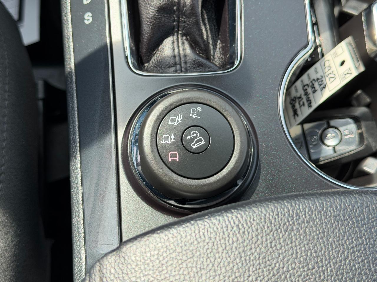 Ford Explorer XLT 4WD 2018
