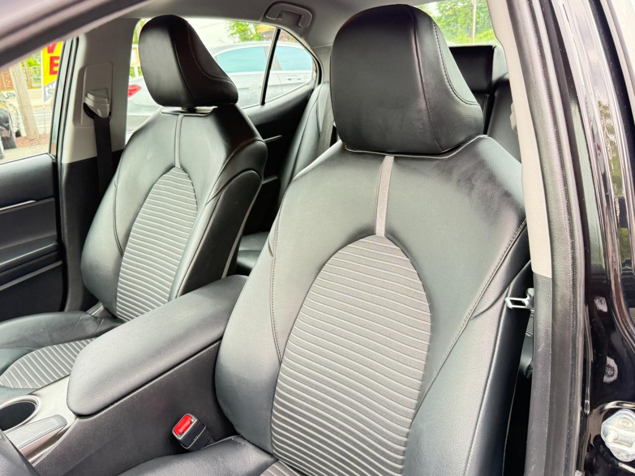 Toyota Camry SE Sport 4D Sedan 2021