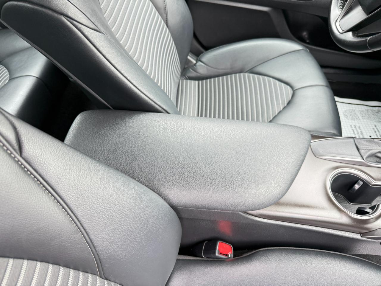 Toyota Camry SE Sport 4D Sedan 2021