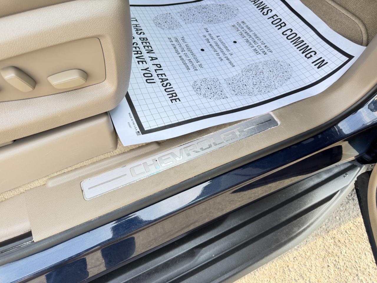 Chevrolet Suburban 4WD 4dr 1500 LT 2018