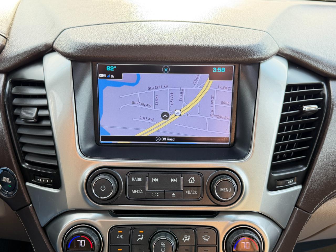 Chevrolet Suburban 4WD 4dr 1500 LT 2018