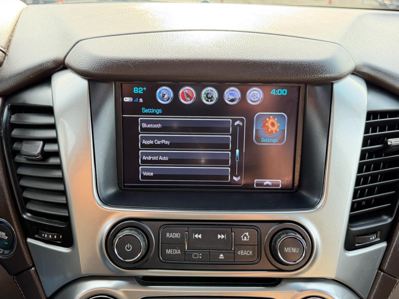 Chevrolet Suburban 4WD 4dr 1500 LT 2018