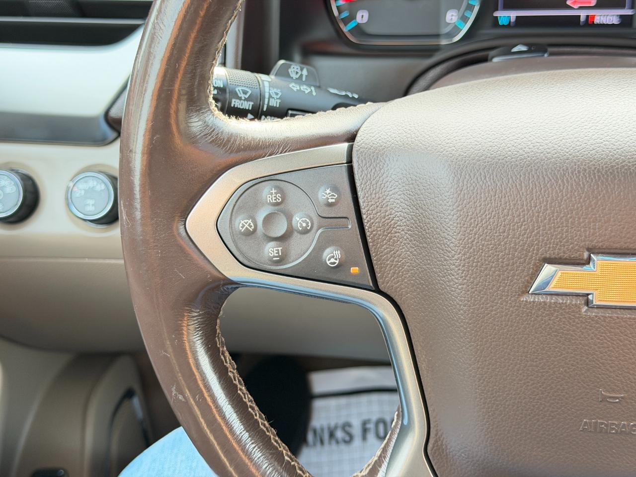 Chevrolet Suburban 4WD 4dr 1500 LT 2018