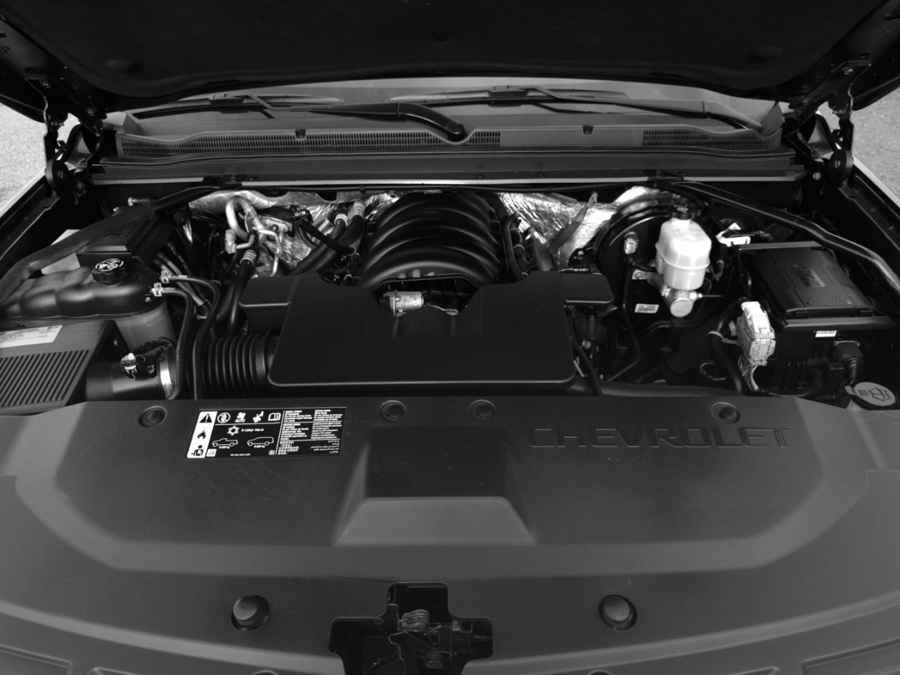 Chevrolet Suburban 4WD 4dr 1500 LT 2018