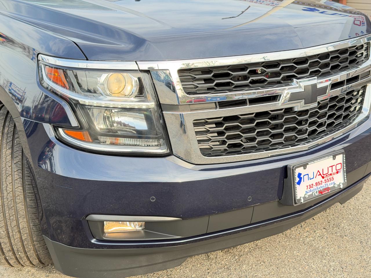 Chevrolet Suburban 4WD 4dr 1500 LT 2018