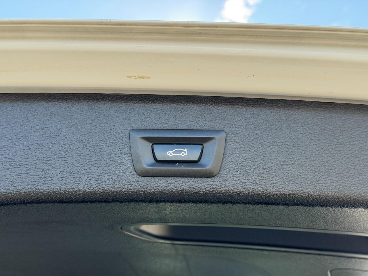 BMW X3 AWD 4dr xDrive28i 2016