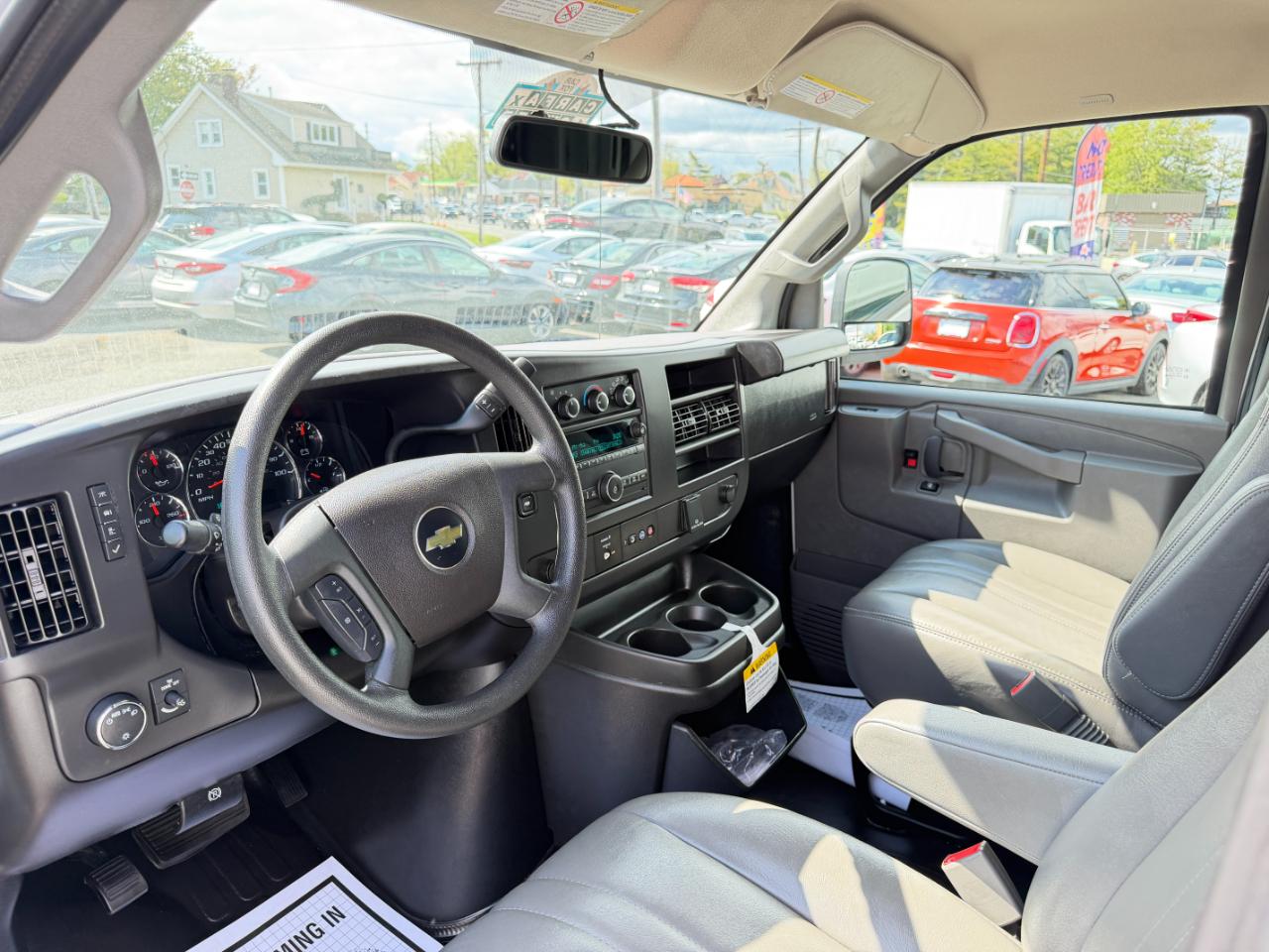 Chevrolet Express 2500  2025