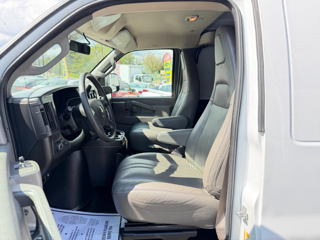 Chevrolet Express 2500  2025