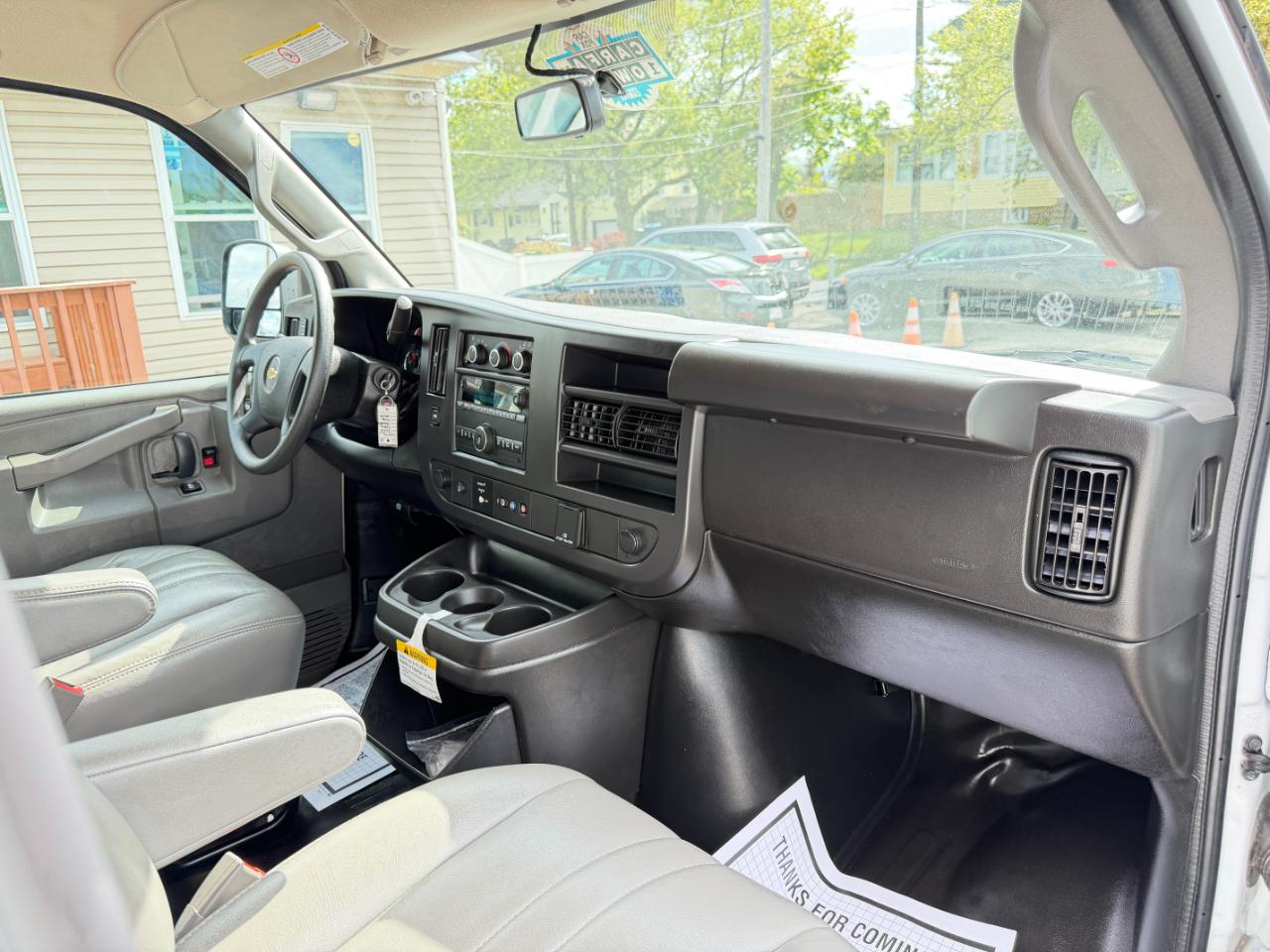Chevrolet Express 2500  2025