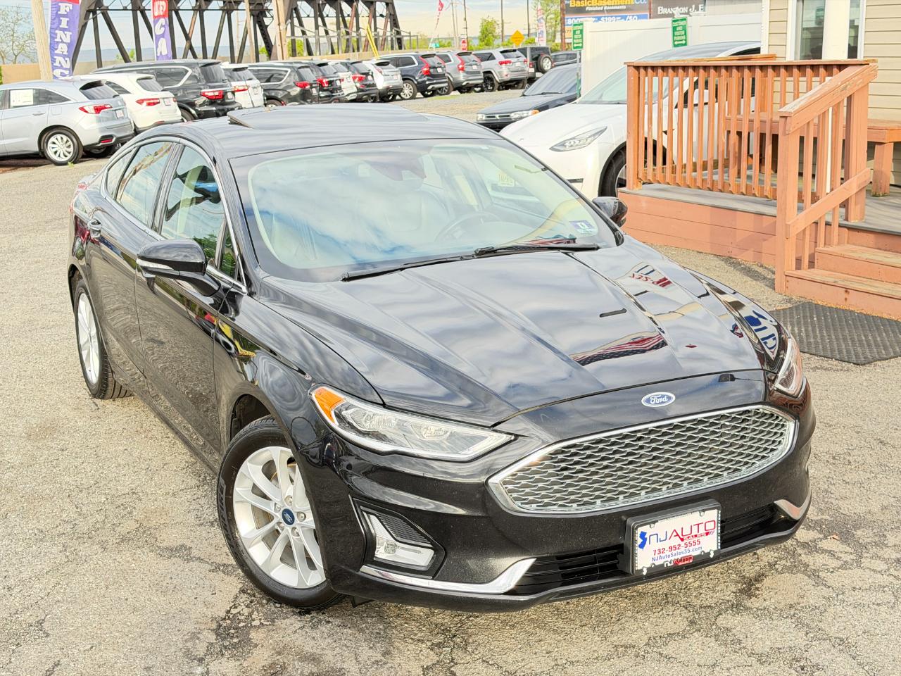 Ford Fusion Energi Titanium FWD 2019
