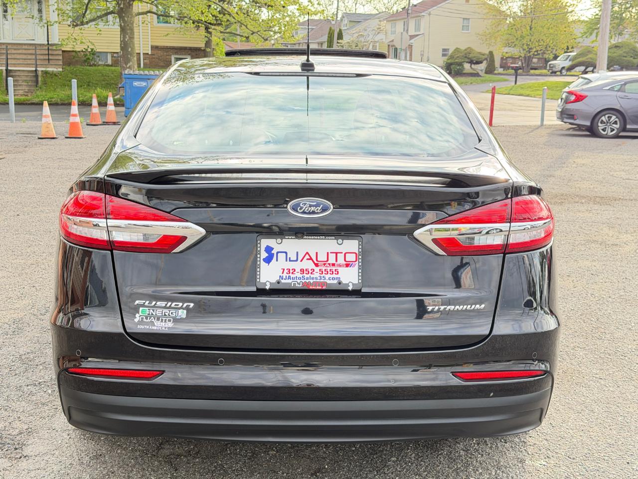 Ford Fusion Energi Titanium FWD 2019
