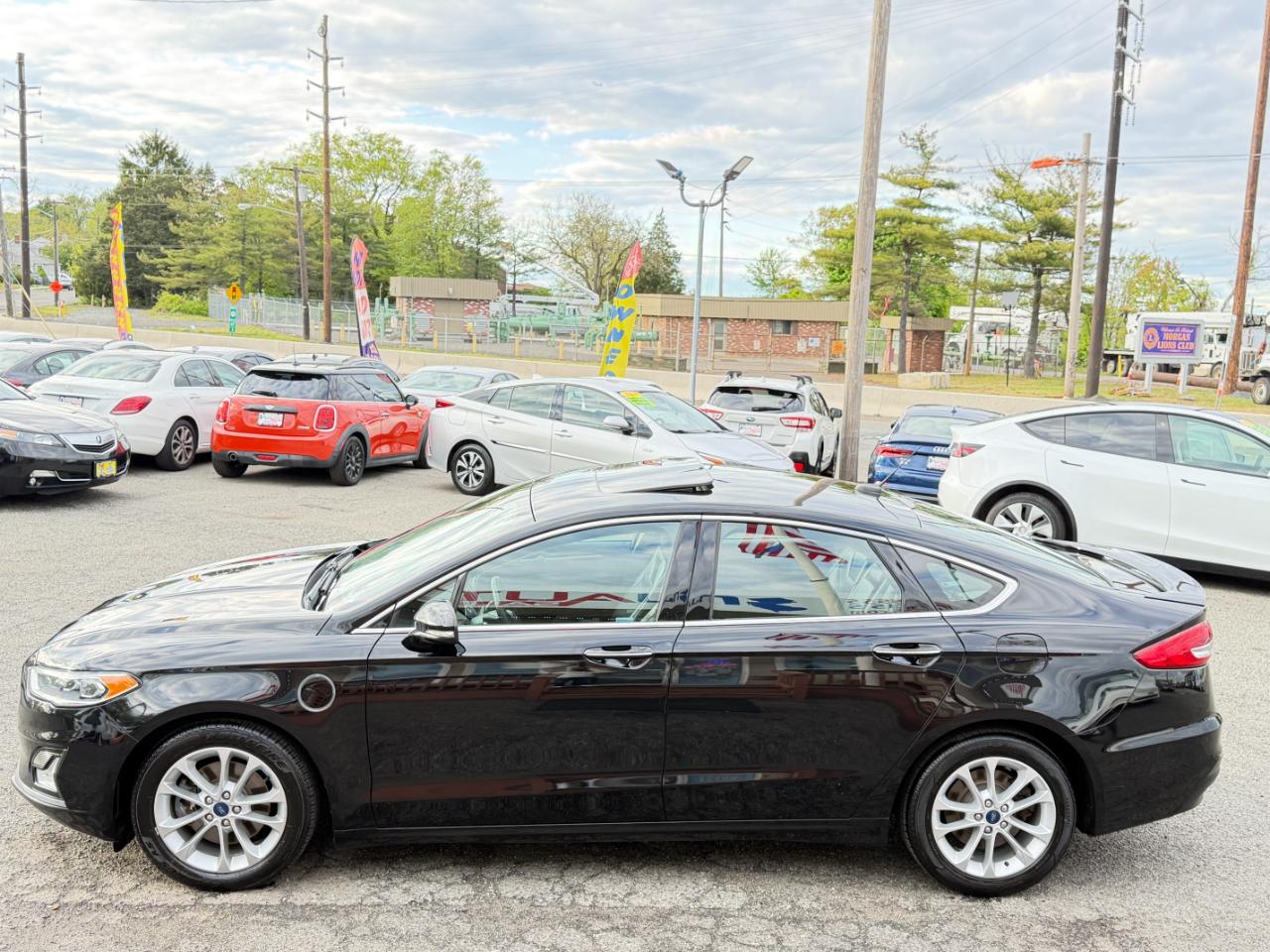 Ford Fusion Energi Titanium FWD 2019